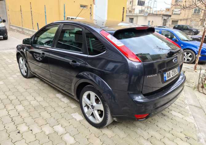 Car Rental Ford 2009 supplied with Diesel Car Rental in Vlore near the "Lungomare" area .This Manual Ford Car R
