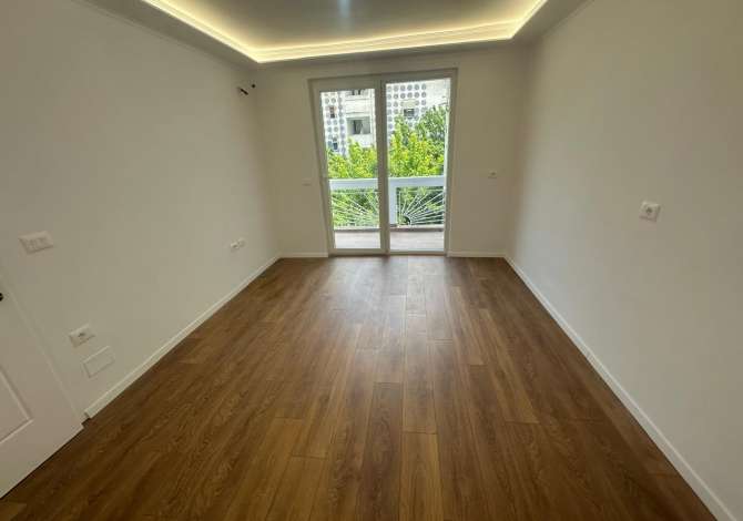 Tirane, shitet apartament 2+1+Ballkon Kati 3, 64 m² 128.000 € (Përballë Shkollës '' Harry Fultz'') Të dhëna mbi apartamentin :



● ambient ndenjie+ ambient gatimi

● 