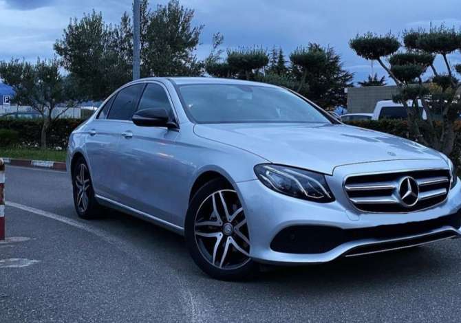 Jepet me qera Benz E-Class duke filluar nga 100 euro ne dite  📢 [b]Jepet me qera Makina Mercedes Benz E class duke filluar nga 100 euro ne 