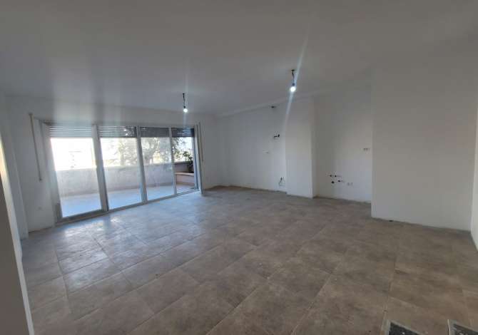 House for Sale in Tirana 2+1 Emty  The house is located in Tirana the "Liqeni i thate/Kopshti botanik" ar