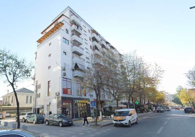 Apartament Shitet  apartament 2+1 me siperfaqe 91.5m prane medresese se tiranes 
apartamen