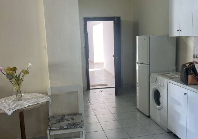 House for Rent in Durres 2+1 Furnished  The house is located in Durres the "Currilat" area and is .
This Hous
