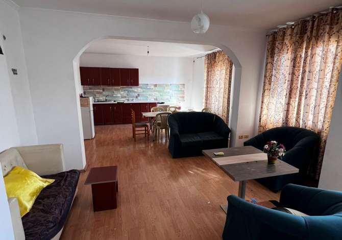 Jepet me qera apartament 2+1 ne Astir/ 400€ Jepet me qera apartament 2+1 ne astir
 
siperfaqe: 150 m2
kati: 6 pallat i ri