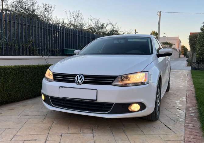 Jepet me qera Volkswagen Jetta duke filluar nga 30 euro dita 📢 Jepet me qera Makina Volkswagen Jetta  duke filluar nga 30 euro dita

