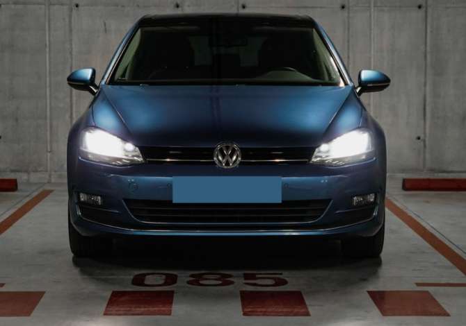 Car Rental Volkswagen 2015 supplied with Diesel Car Rental in Tirana near the "Zone Periferike" area .This Automatik 