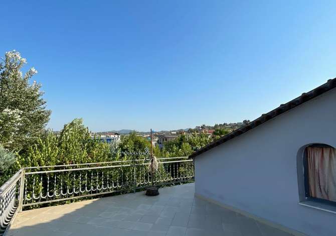  The house is located in Tirana the "Vore" area and is 16.01 km from ci