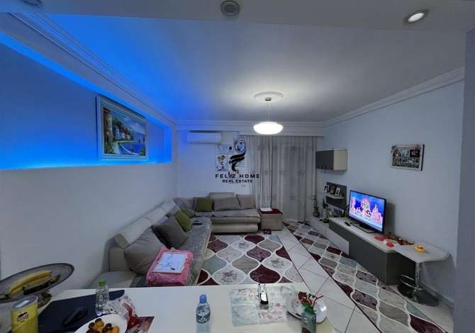 Casa in vendita a Tirana 1+1 Arredato  La casa si trova a Tirana nella zona "Kodra e Diellit" che si trova (&