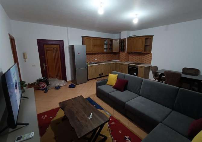  The house is located in Tirana the "21 Dhjetori/Rruga e Kavajes" area 