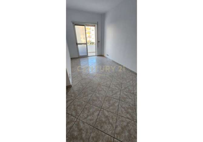 House for Sale in Durres 1+1 Emty  The house is located in Durres the "Plepa" area and is .
This House f