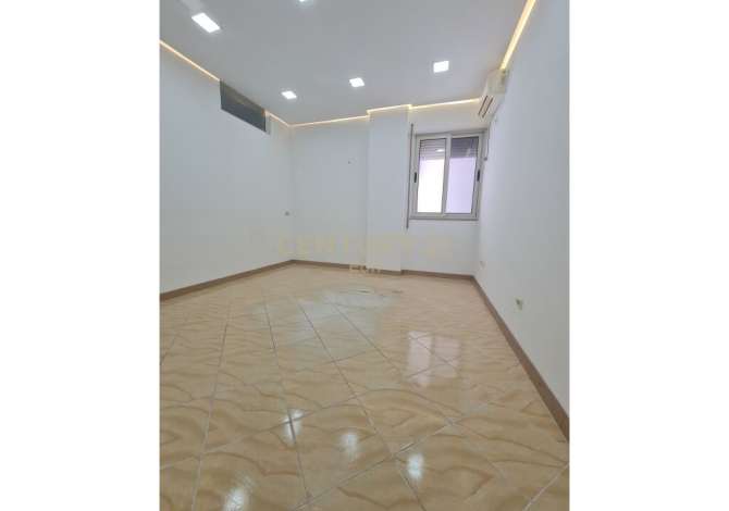 House for Rent in Durres 1+1 Emty  The house is located in Durres the "Central" area and is (<small>