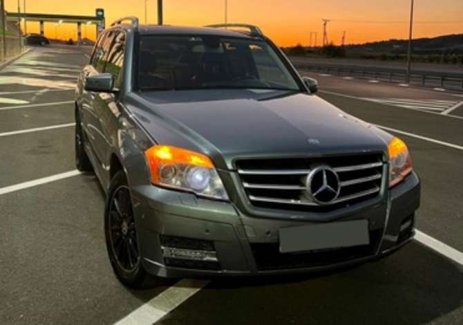 Car Rental Mercedes-Benz 2013 supplied with gasoline-gas Car Rental in Tirana near the "Zone Periferike" area .This Automatik 