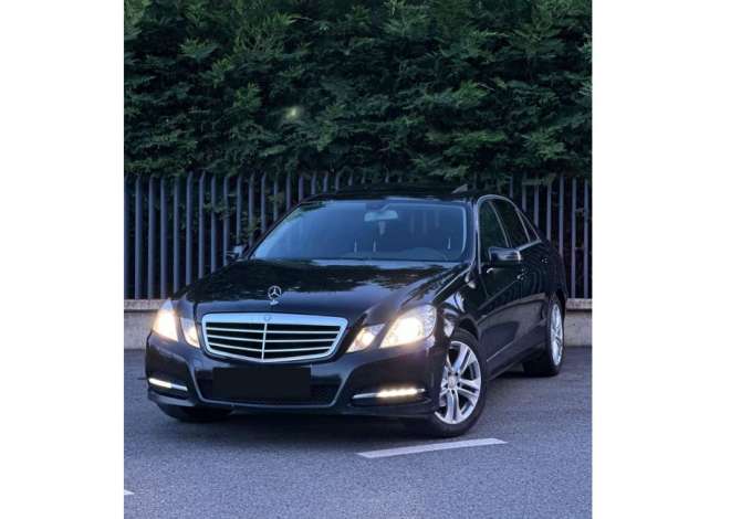 Car Rental Mercedes-Benz 2012 supplied with Diesel Car Rental in Tirana near the "Zone Periferike" area .This Automatik 