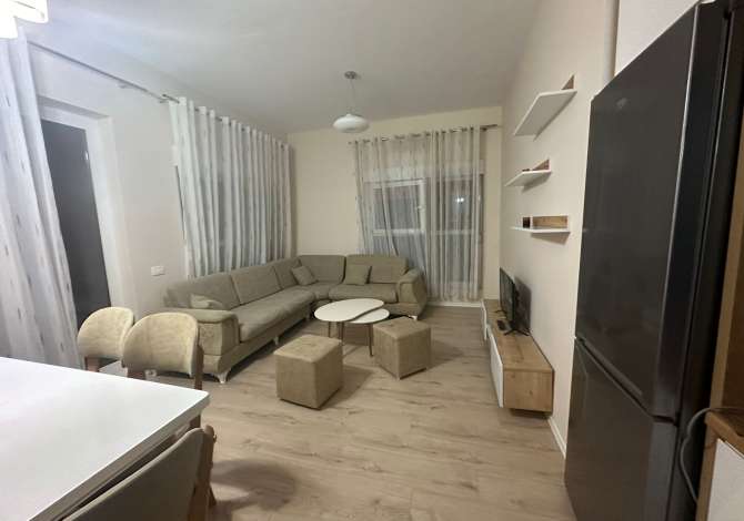 Apartament me qera 2+1+ballkon 450€ Kompleksi Mangalemi Ali Dem 🚨jepet apartamentme qera 2+1+ballkon
📍kompleksi mangalemi ali dem
🏡ka