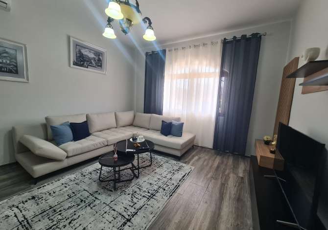  The house is located in Shkoder the "Central" area and is 84.08 km fro