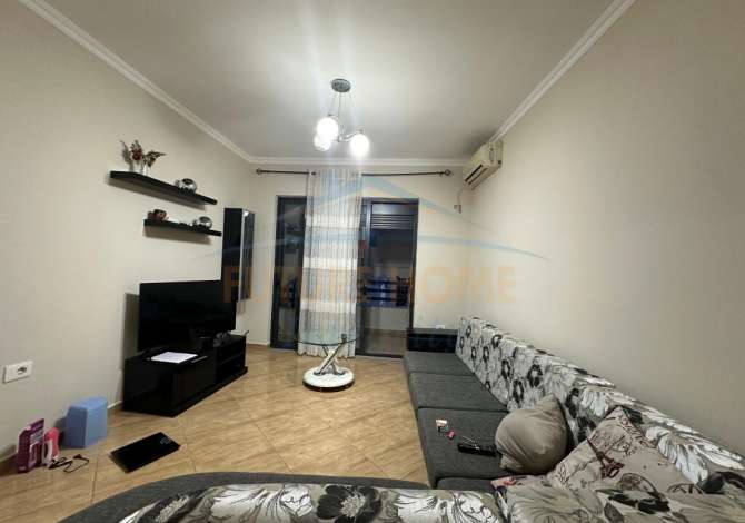 Qera, Apartament 2+1, Unaza e Re, Tiranë. Qera, apartament 2+1, unaza e re, tiranë.
apartamenti ndodhet pranë dy rroton