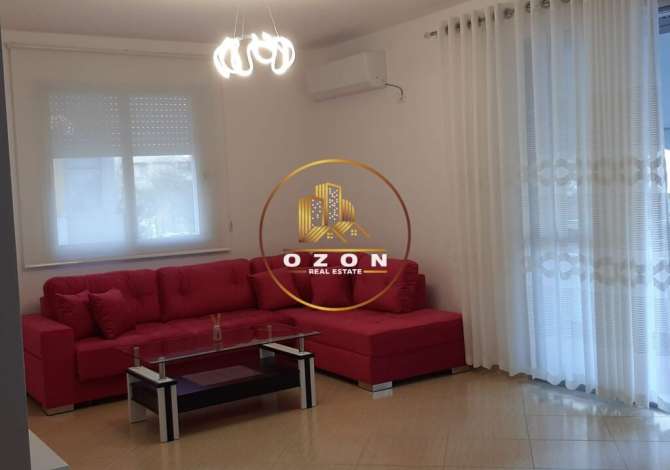  ♦Informacione mbi pronën:
Sipërfaqe totale: 90m²
Kati i 2-të i një pall