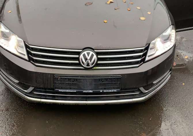 pjesevolkswagen Volkswagen Passat B7 viti 2012 me 77,000 per pjese