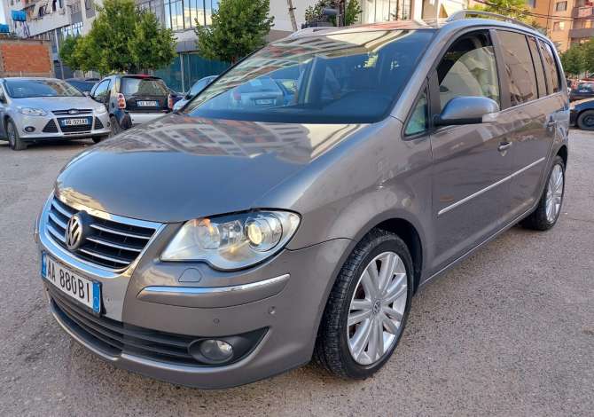 Jepet me qera Volkswagen Touran 6+1 duke filluar nga 30 euro ne dite 📢 [b]Jepet me qera Makina Volkswagen Touran 6+1 duke filluar nga 30 euro ne d