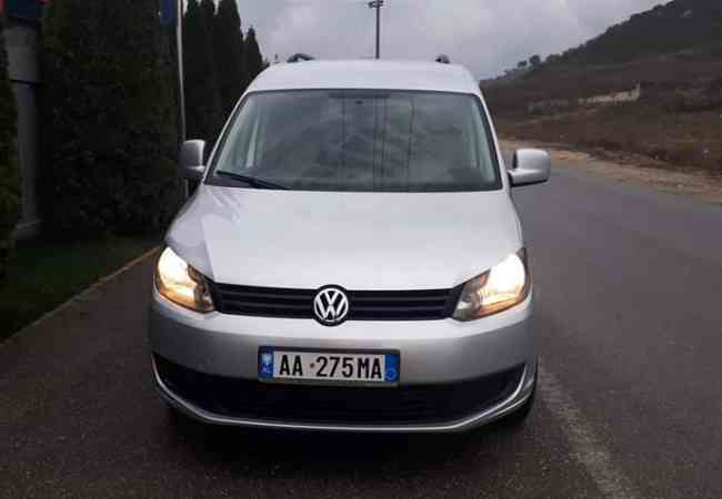 Car Rental Volkswagen 2015 supplied with Diesel Car Rental in Tirana near the "Astiri/Unaza e re/Teodor Keko" area .T