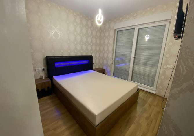 JEPET ME QERA SUPER APARTAMENT 2+1 TEK SIRI KODRA! Jepet me qera super apartament tek siri kodra. apartamenti eshte i organizuar ne